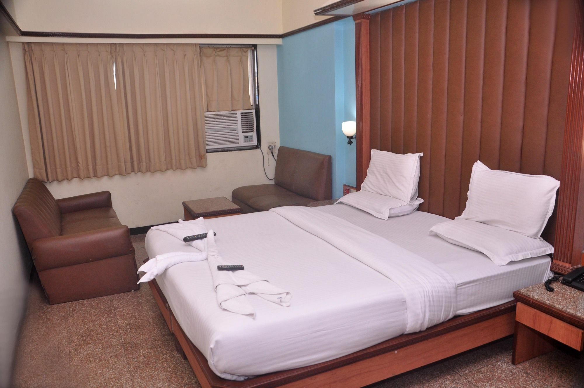 Hotel Imperial Executive, Andheri Mumbai Eksteriør bilde